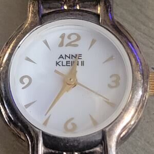 Women's Anne Klein II fashion watch Y2K Stretch band New Battery Evening Watch
